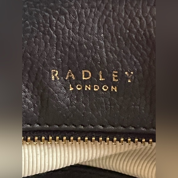 Radley London black leather kensal backpack - Picture 7 of 12
